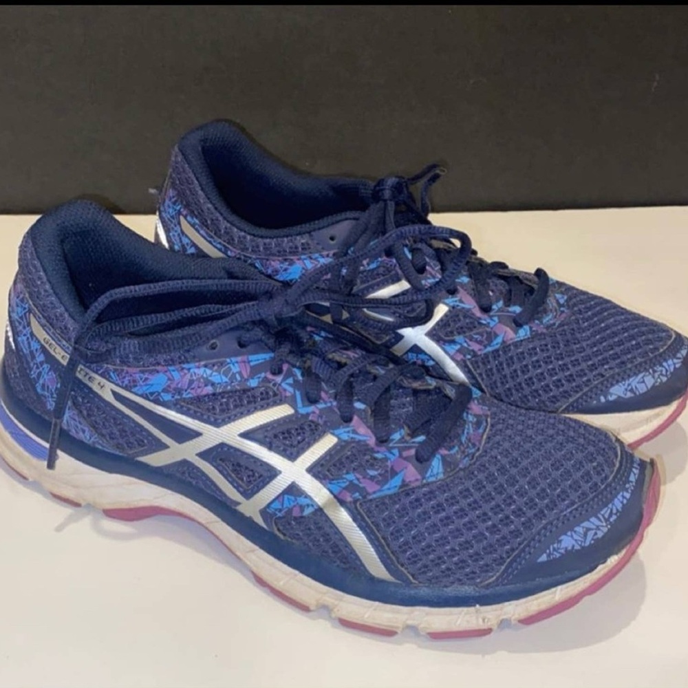 ASICS Gel Excite 4 purple running sneakers Sz 8 with Breathable Mesh